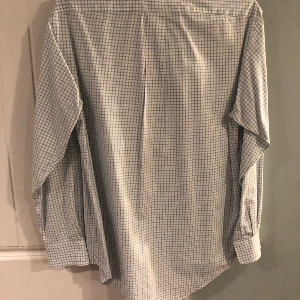 Vineyard Vines long sleeve button down shirt - Picture 3 of 3
